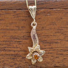 Load image into Gallery viewer, 9ct Gold Daffodil Citrine Pendant | Vintage