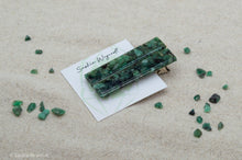 Load image into Gallery viewer, Emerald Rock Resin Hair Clip Barrette Set