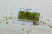 Load image into Gallery viewer, Peridot Resin Hair Clip Barrette Set