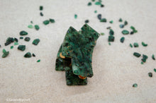 Load image into Gallery viewer, Emerald Rock Resin Hair Claw