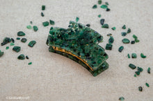 Load image into Gallery viewer, Emerald Rock Resin Hair Claw