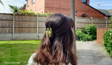 Load image into Gallery viewer, Peridot Resin Hair Claw