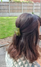 Load image into Gallery viewer, Peridot Resin Hair Claw