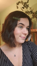 Load image into Gallery viewer, Emerald Rock Resin Hair Clip Barrette Set
