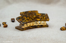 Load image into Gallery viewer, Tigers Eye Resin Hair Claw
