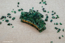 Load image into Gallery viewer, Emerald Rock Resin Hair Claw
